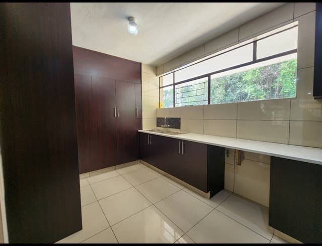2 BEDROOM TOWNHOUSE FOR SALE IN THREE RIVERS PROPER